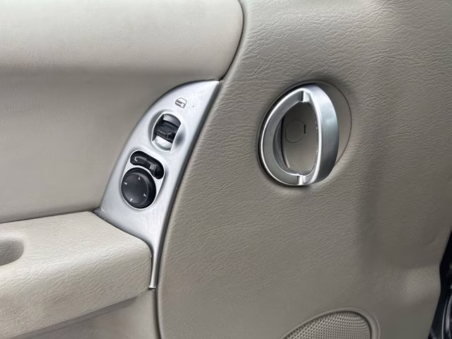 2005 Black Clearcoat Jeep Liberty Limited 4X4 SUV