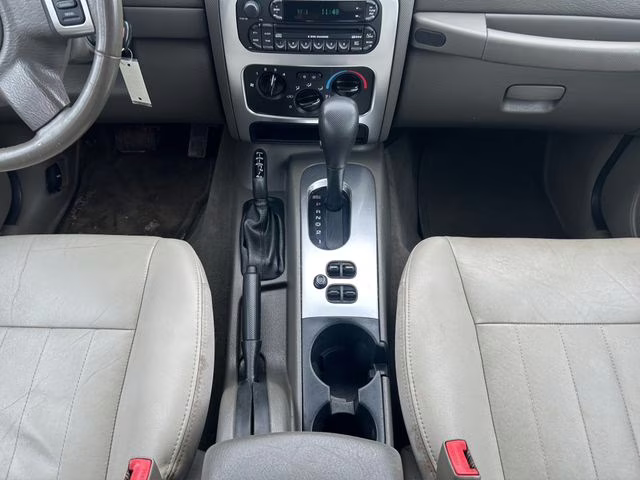 2005 Black Clearcoat Jeep Liberty Limited 4X4 SUV