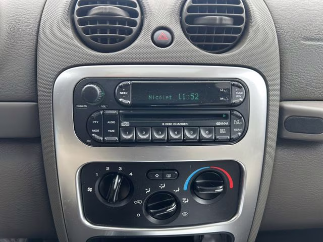 2005 Black Clearcoat Jeep Liberty Limited 4X4 SUV