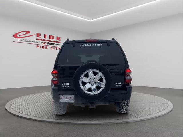 2005 Black Clearcoat Jeep Liberty Limited 4X4 SUV