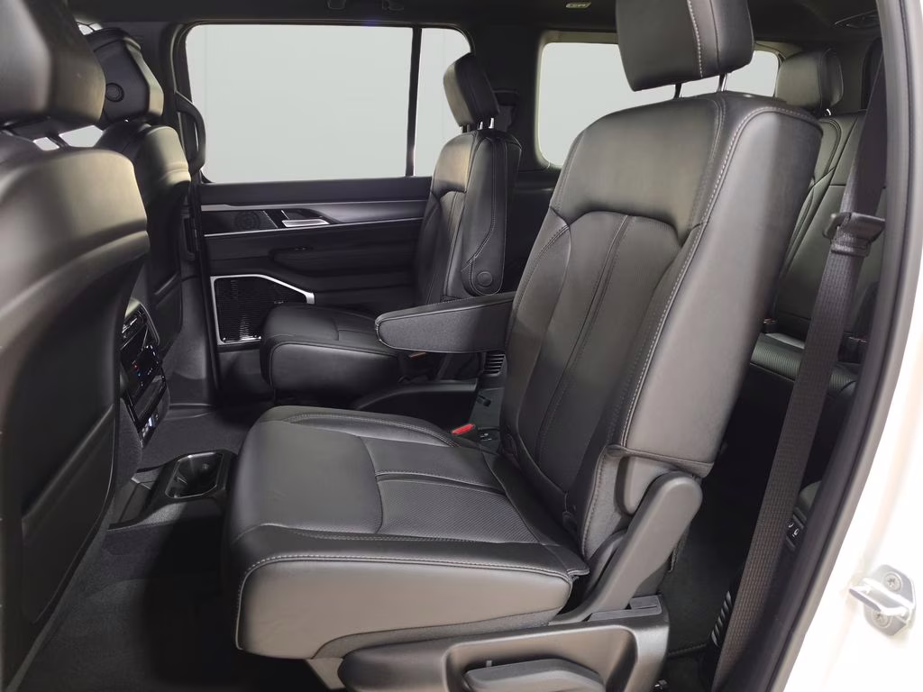 2026 Bright White Clearcoat Jeep Grand Wagoneer Limited Altitude 4X4 SUV