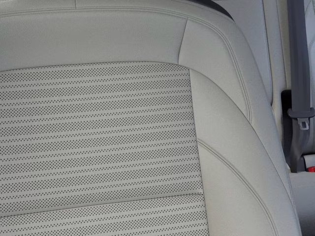 2026 White Platinum Lincoln Nautilus Reserve AWD SUV