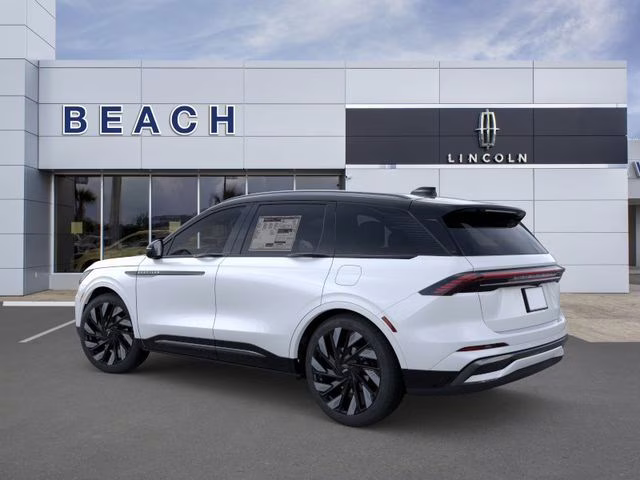 2026 White Platinum Lincoln Nautilus Reserve AWD SUV