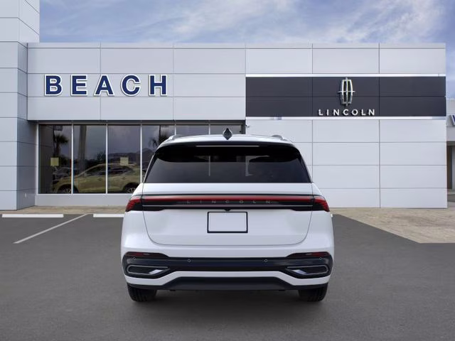 2026 White Platinum Metallic Tri-Coat Lincoln Nautilus Reserve AWD SUV