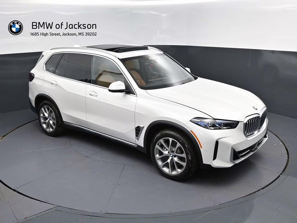 2026 Mineral White Metallic BMW X5 xDrive40i AWD SUV