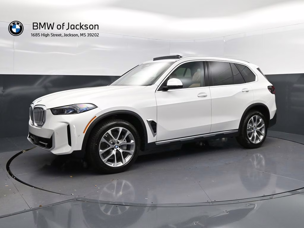 2026 Mineral White Metallic BMW X5 xDrive40i AWD SUV