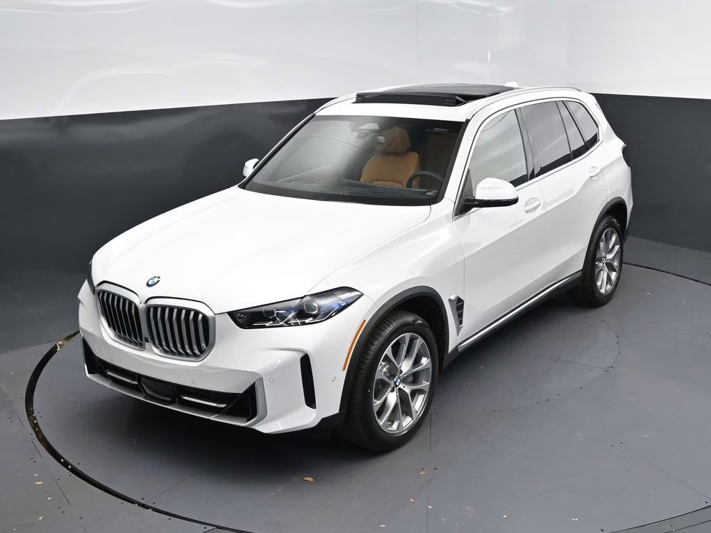 2026 Mineral White Metallic BMW X5 xDrive40i AWD SUV