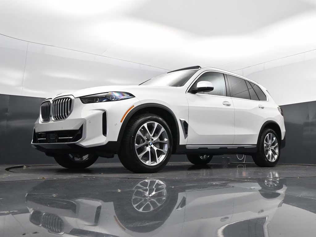 2026 Mineral White Metallic BMW X5 xDrive40i AWD SUV