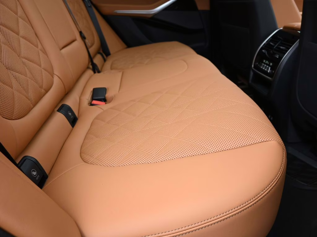 2026 Carbon Black Metallic BMW X5 xDrive40i AWD SUV