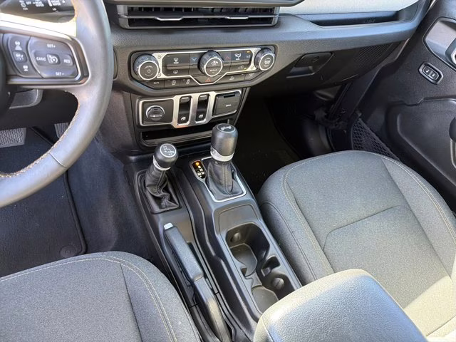 2024 Granite Crystal Metallic Clearcoat Jeep Wrangler Sport S 4X4 Convertible