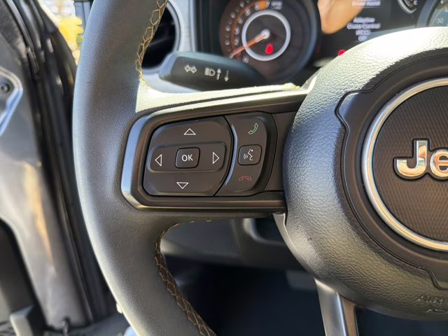 2024 Granite Crystal Metallic Clearcoat Jeep Wrangler Sport S 4X4 Convertible