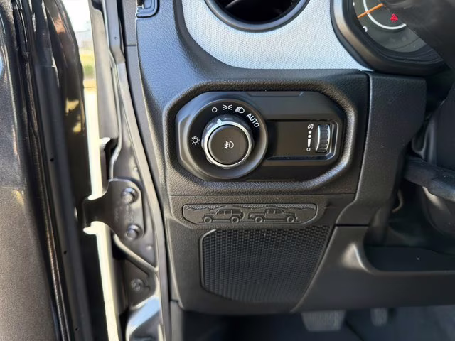 2024 Granite Crystal Metallic Clearcoat Jeep Wrangler Sport S 4X4 Convertible