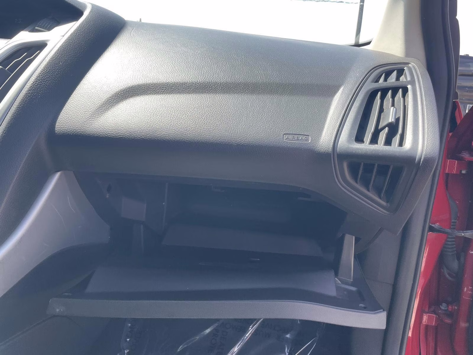 2012 Red Candy Metallic Tinted Clearcoat Ford Focus SE FWD Hatchback