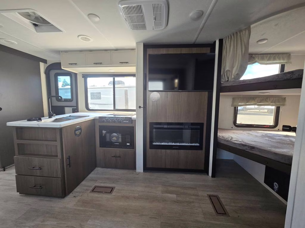 2026 Black Prime Time Avenger 23BHS Trailer