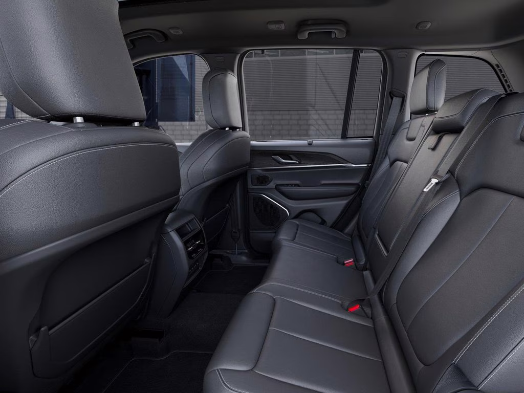 2026 Baltic Gray Metallic Clearcoat Jeep Grand Cherokee Limited RWD SUV