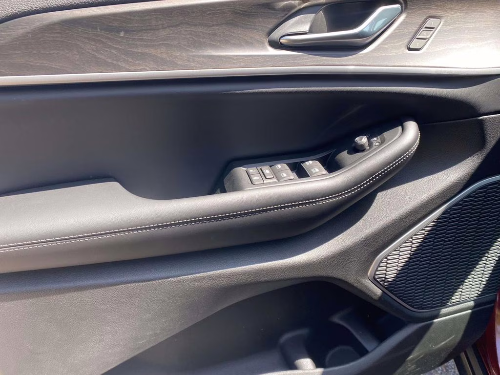 2026 Velvet Red Pearlcoat Jeep Grand Cherokee Limited 4X4 SUV