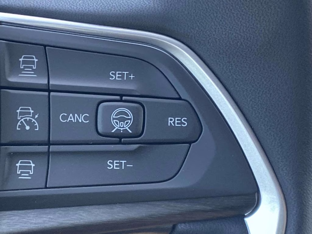 2026 Velvet Red Pearlcoat Jeep Grand Cherokee Limited 4X4 SUV