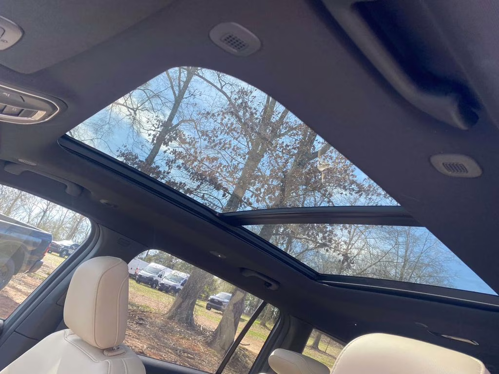 2026 Diamond Black Crystal Pearlcoat Jeep Grand Cherokee L Limited RWD SUV