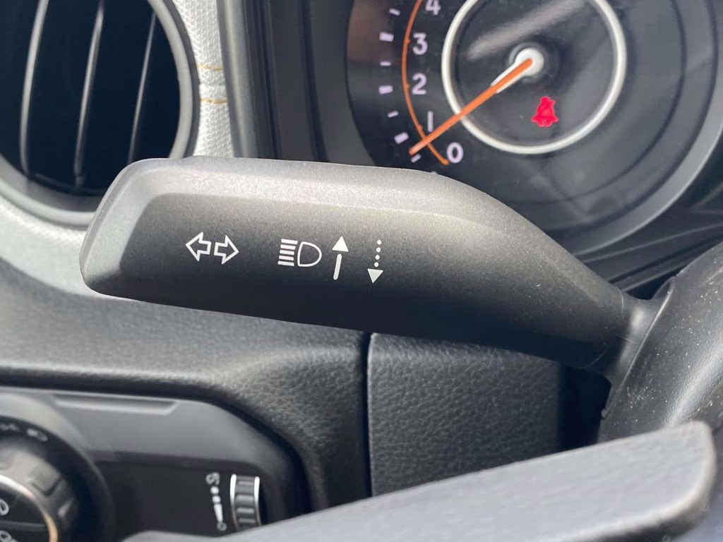 2026 Granite Crystal Metallic Clearcoat Jeep Gladiator Sport 4X4 Truck