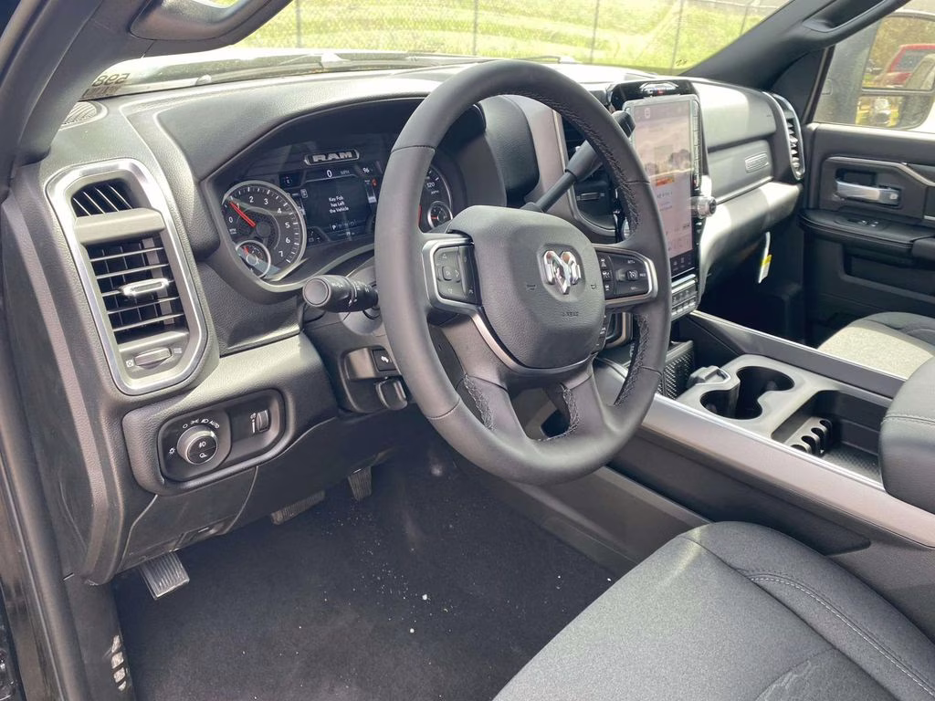 2026 Diamond Black Crystal Pearlcoat Ram 2500 Big Horn 4X4 Truck