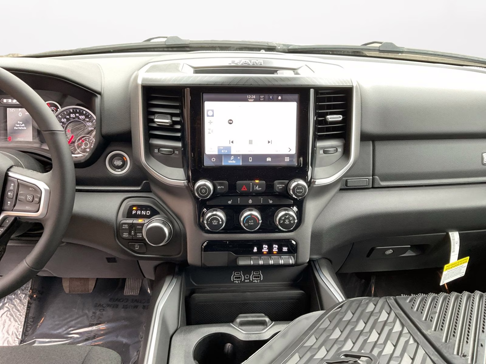 2026 Granite Crystal Metallic Clearcoat Ram 1500 Big Horn/Lone Star 4X4 Truck