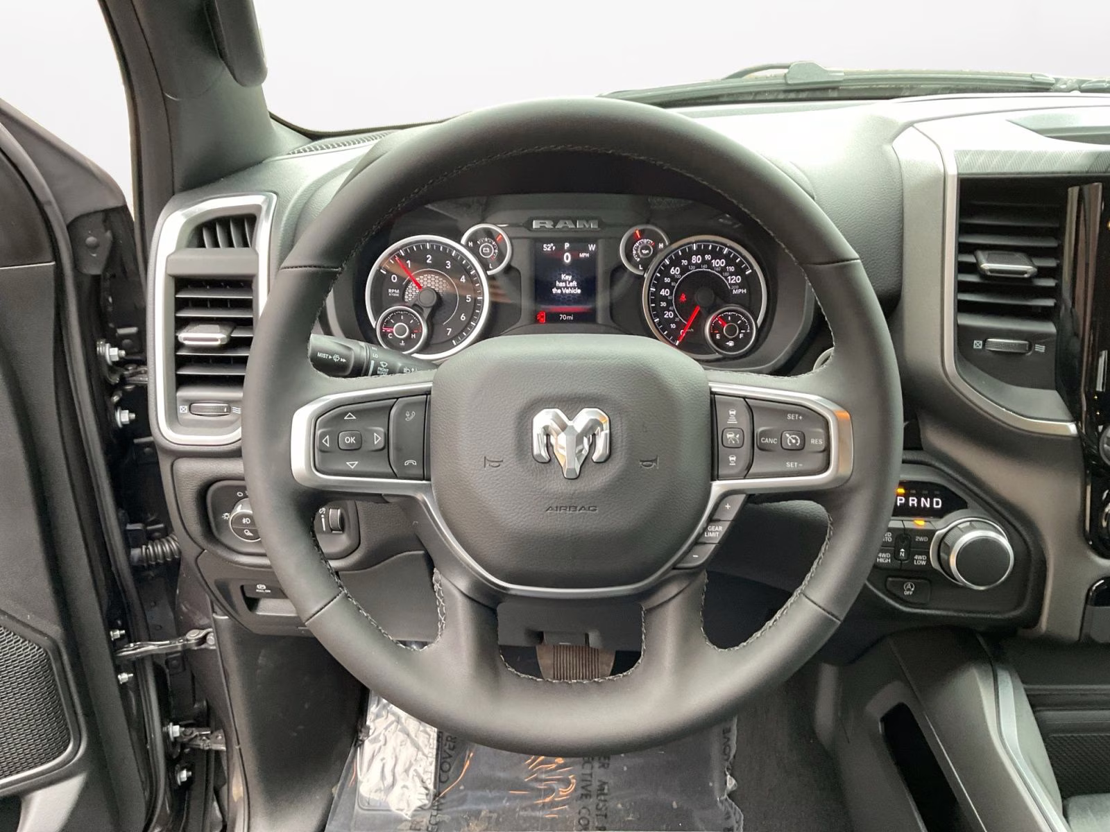 2026 Granite Crystal Metallic Clearcoat Ram 1500 Big Horn/Lone Star 4X4 Truck