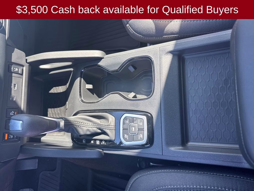 2026 Boulder Gray Pearl Nissan Frontier SV 4X4 Truck