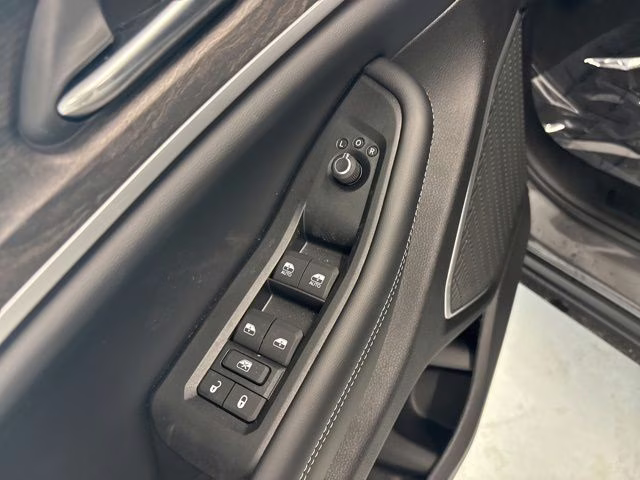 2026 Baltic Gray Metallic Clearcoat Jeep Grand Cherokee L Limited 4X4 SUV