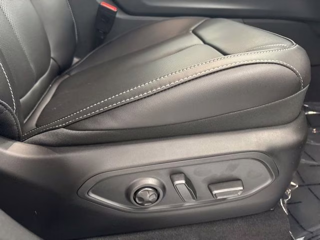 2026 Baltic Gray Metallic Clearcoat Jeep Grand Cherokee L Limited 4X4 SUV