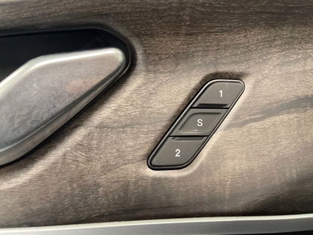 2026 Diamond Black Crystal Pearlcoat Jeep Grand Cherokee L Limited Reserve 4X4 SUV