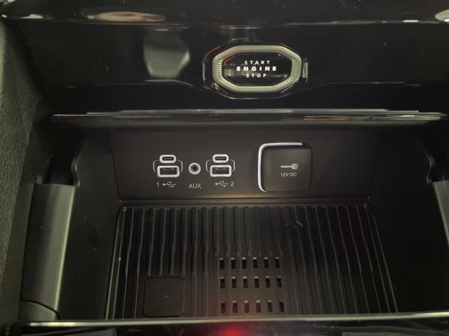 2026 Diamond Black Crystal Pearlcoat Jeep Grand Cherokee L Limited Reserve 4X4 SUV