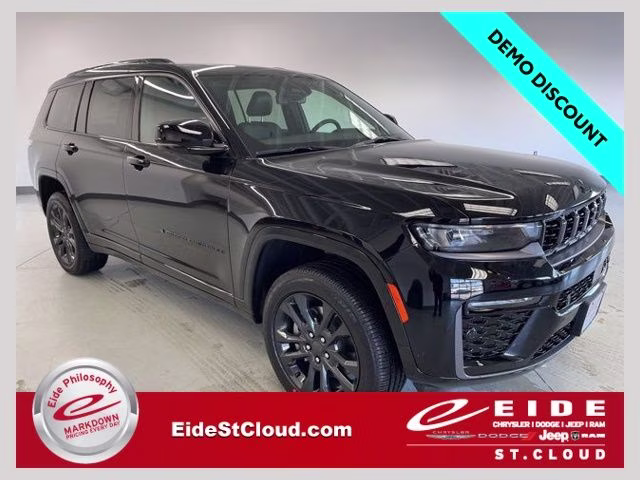2026 Diamond Black Crystal Pearlcoat Jeep Grand Cherokee L Limited Reserve 4X4 SUV