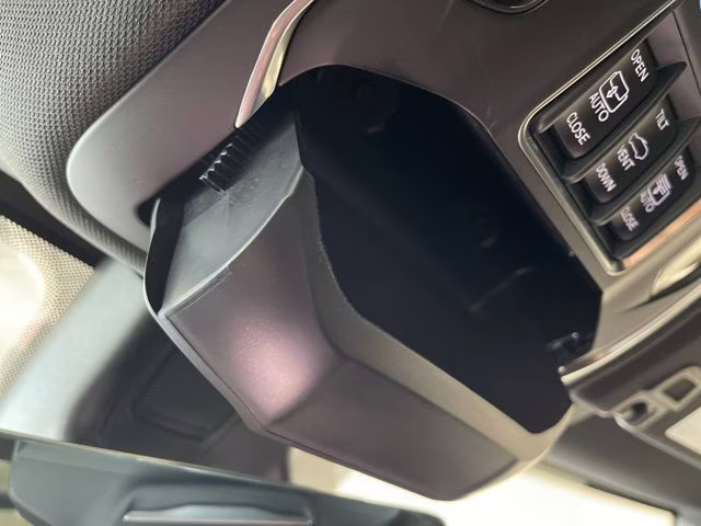 2026 Diamond Black Crystal Pearlcoat Jeep Grand Cherokee L Limited Reserve 4X4 SUV