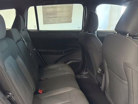 2026 Bright White Clearcoat Jeep Cherokee Laredo 4X4 SUV