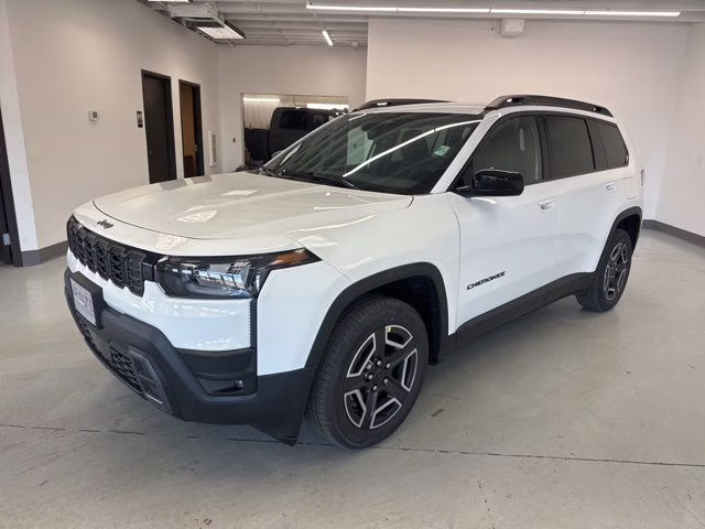 2026 Bright White Clearcoat Jeep Cherokee Laredo 4X4 SUV