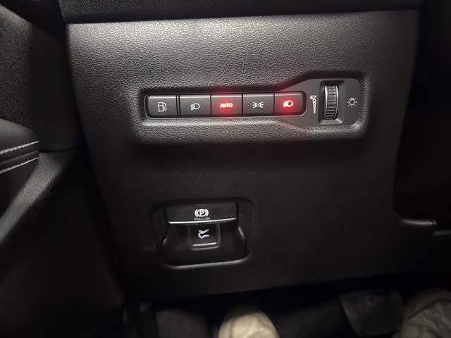 2026 Bright White Clearcoat Jeep Cherokee Laredo 4X4 SUV