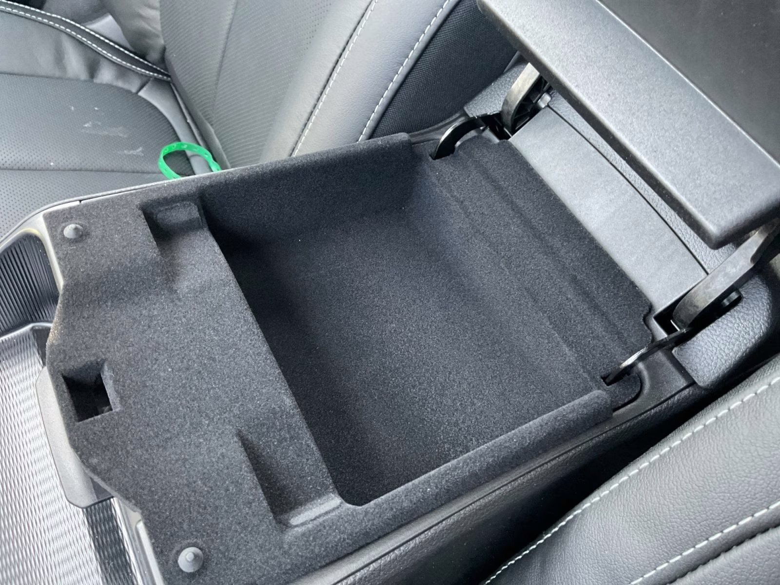 2026 Baltic Gray Metallic Clearcoat Jeep Grand Cherokee Limited 4X4 SUV