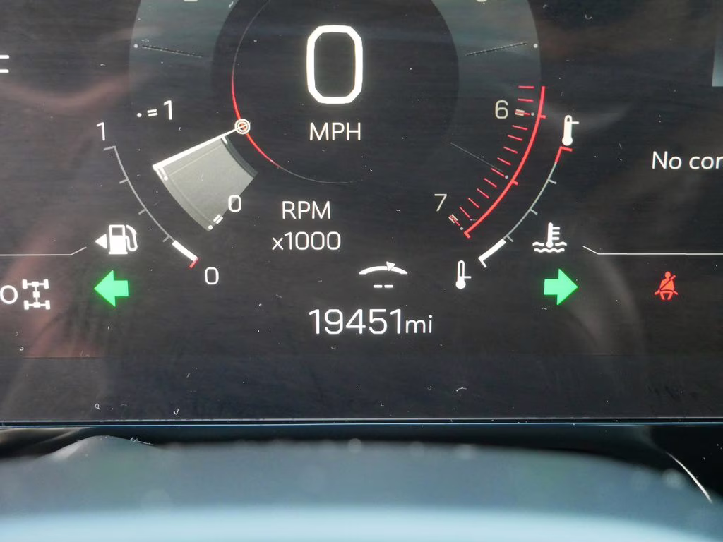 2025 Summit White GMC Yukon XL AT4 4X4 SUV