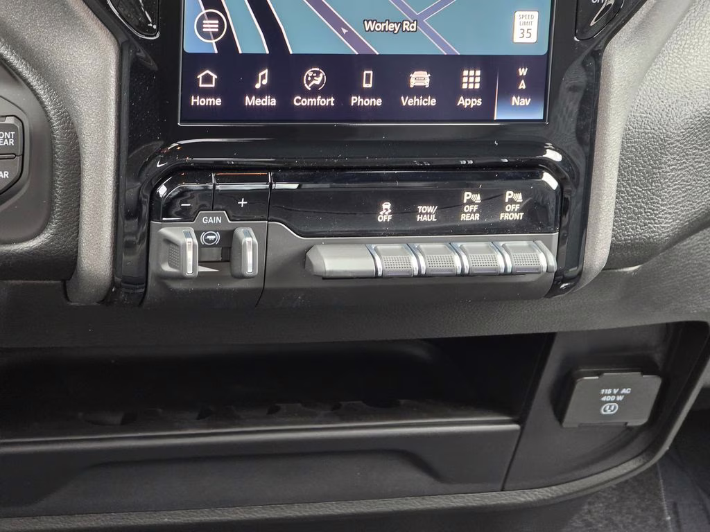 2026 Bright White Clearcoat Ram 2500 Tradesman 4X4 Truck