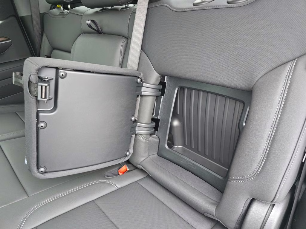 2026 Summit White GMC Sierra 1500 SLT 4X4 Truck