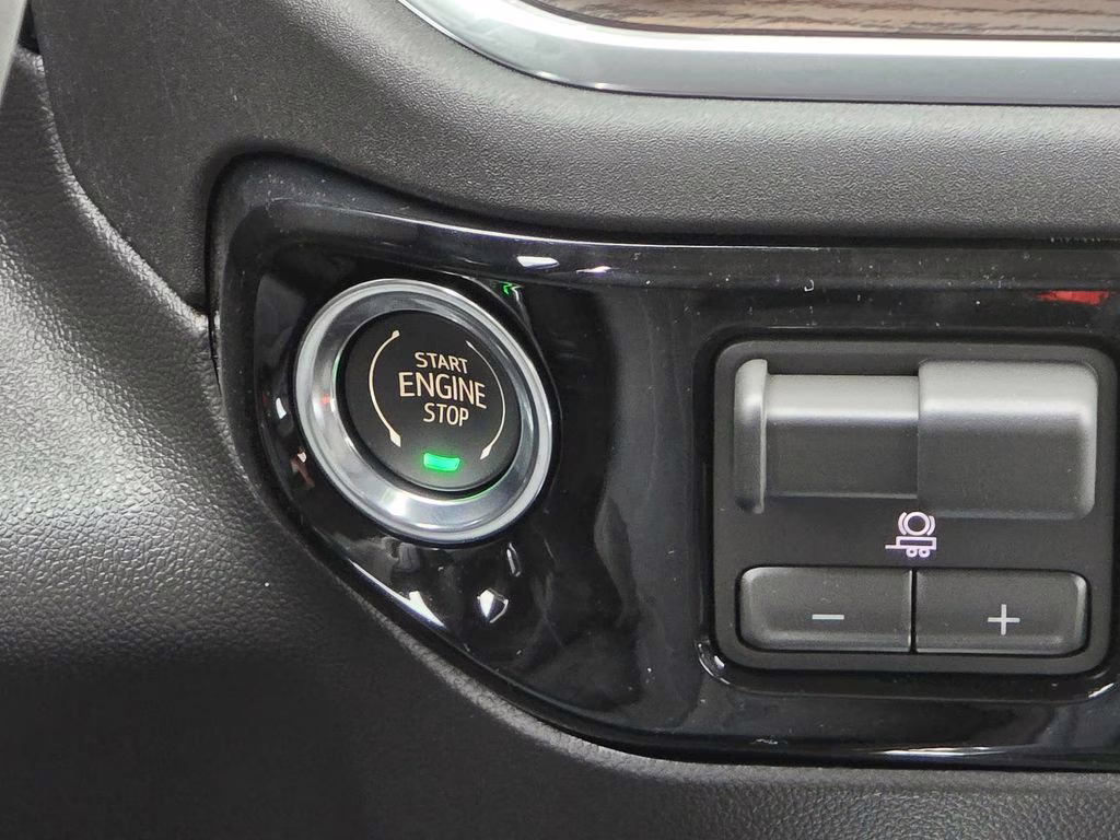 2026 Summit White GMC Sierra 1500 SLT 4X4 Truck