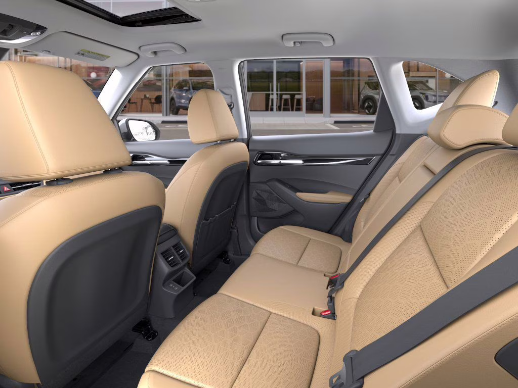 2026 Snow White Pearl Kia Seltos EX FWD SUV