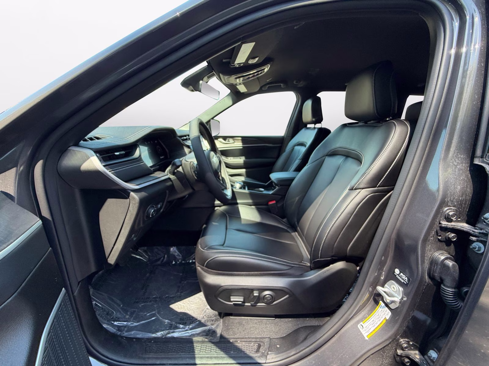 2026 Baltic Gray Metallic Clearcoat Jeep Grand Cherokee Limited 4X4 SUV