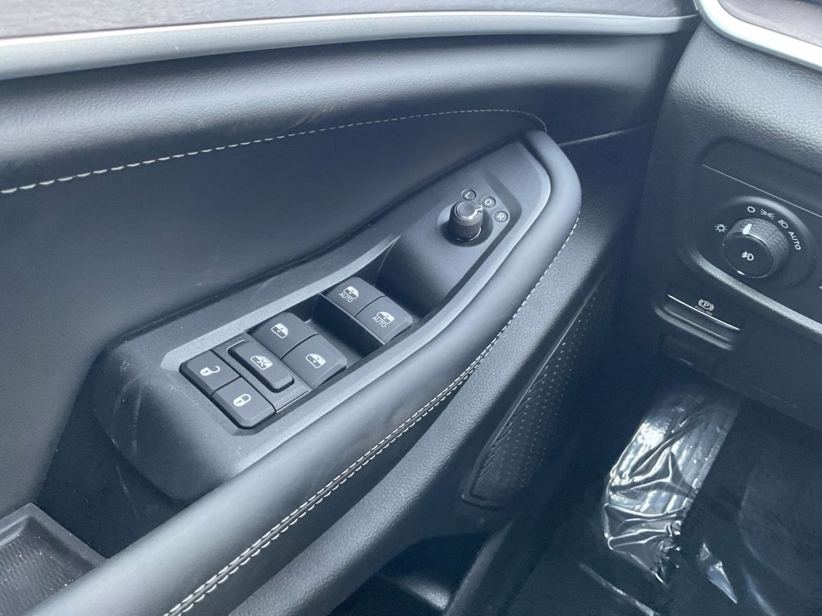 2026 Baltic Gray Metallic Clearcoat Jeep Grand Cherokee Limited 4X4 SUV