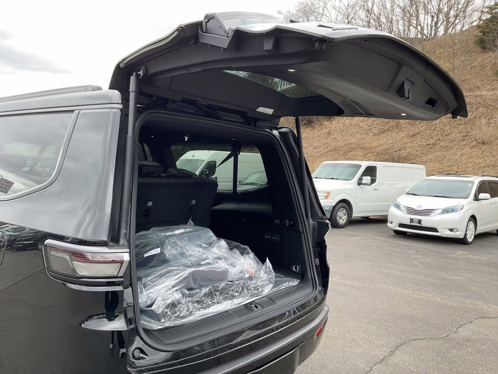 2026 High Gloss Black Jeep Grand Wagoneer L Limited Altitude 4X4 SUV