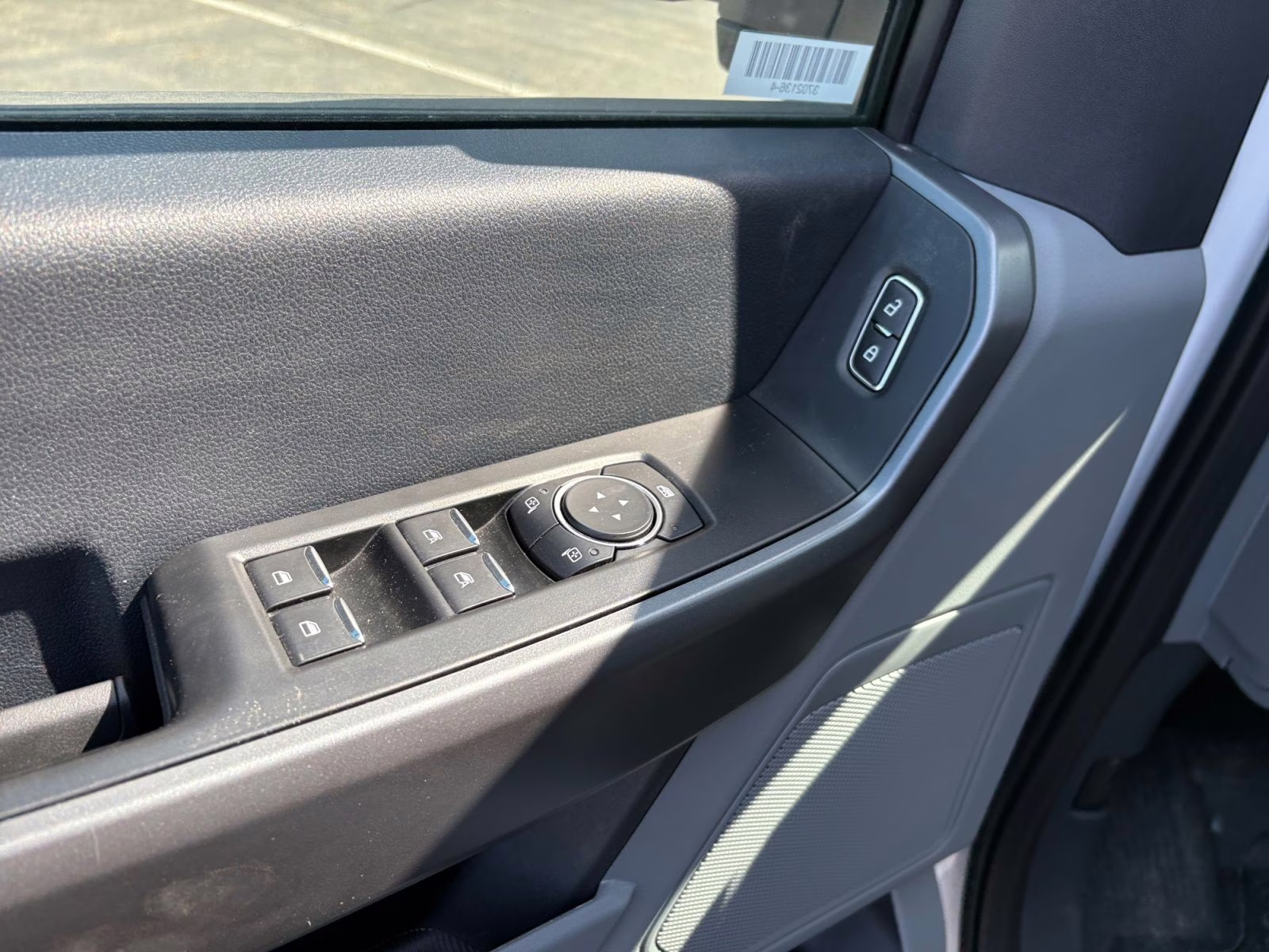 2025 Oxford White Ford Super Duty F-350 SRW XLT 4X4 Truck