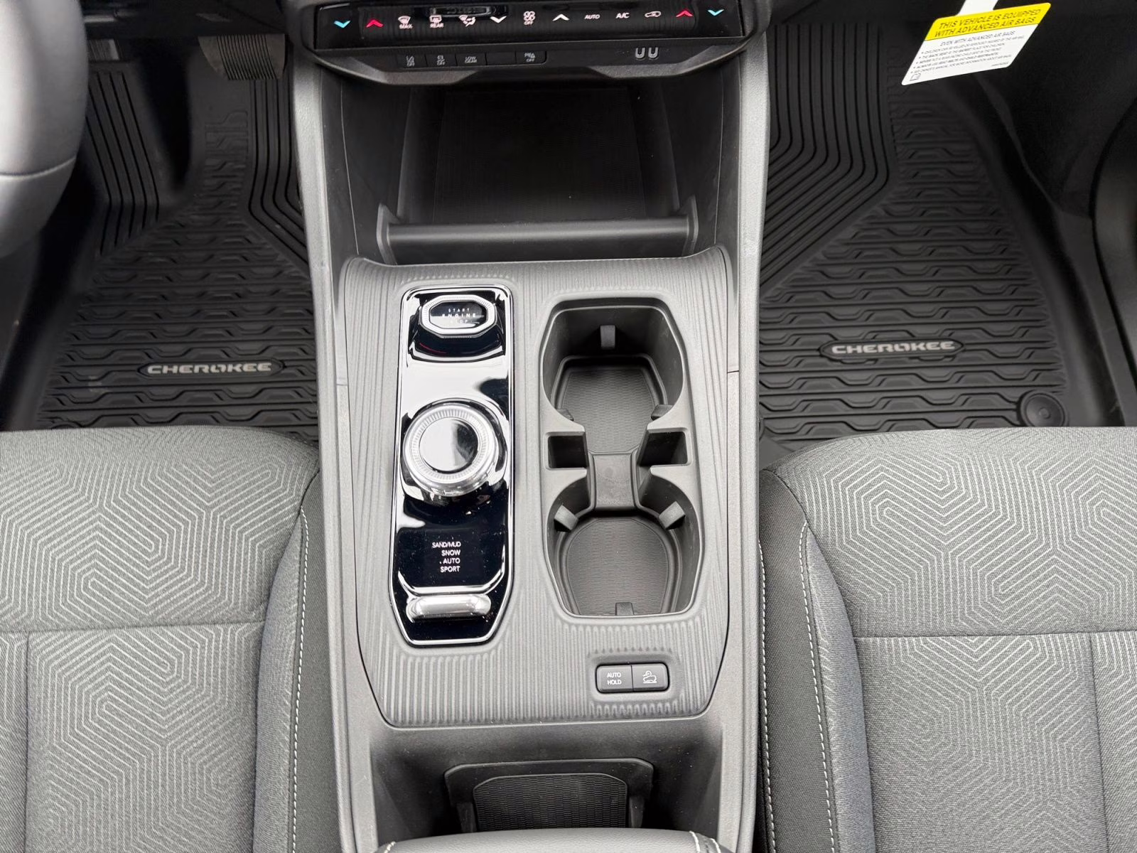 2026 Bright White Clearcoat Jeep Cherokee Laredo 4X4 SUV