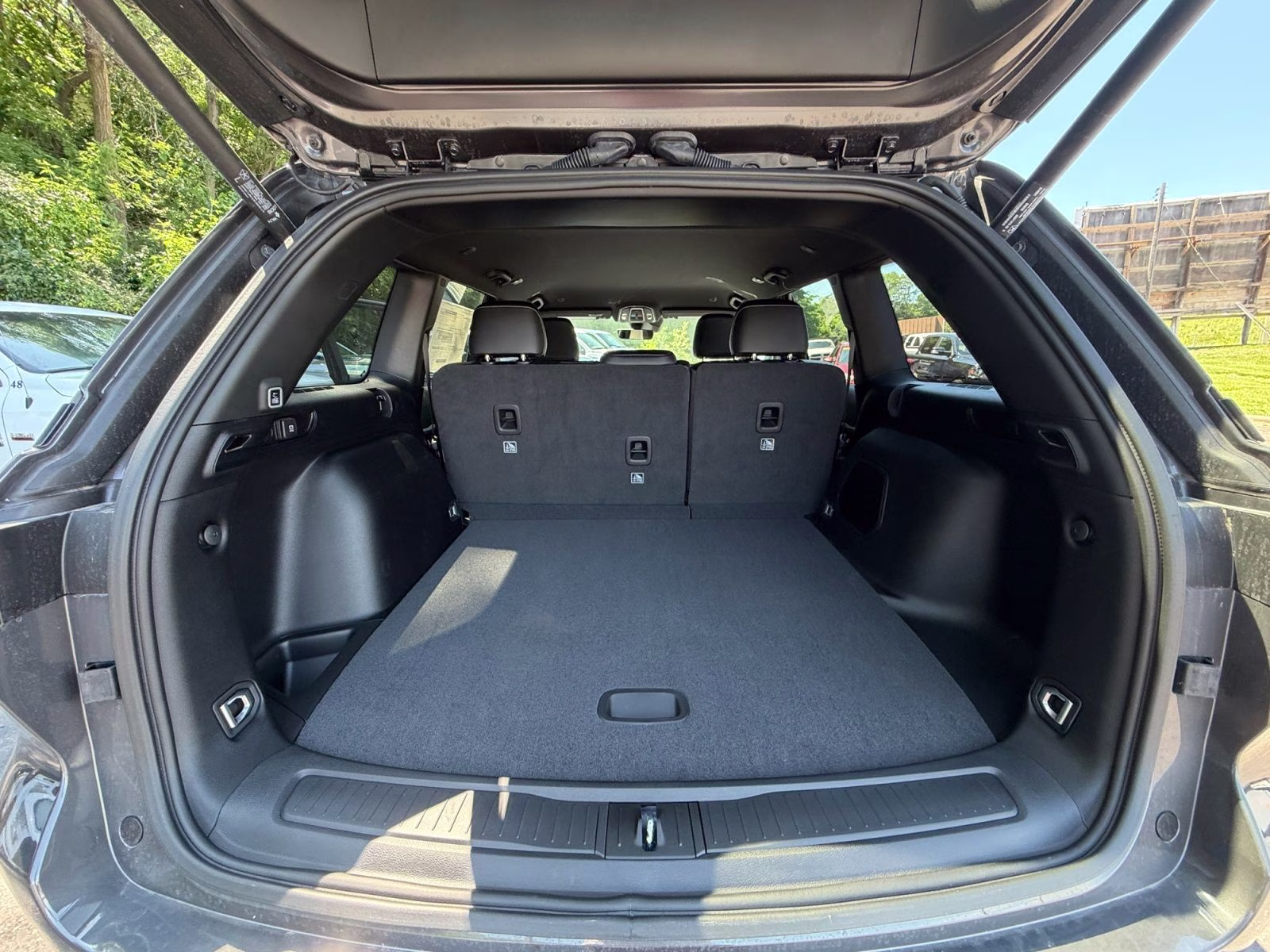 2026 Baltic Gray Metallic Clearcoat Jeep Grand Cherokee Limited 4X4 SUV