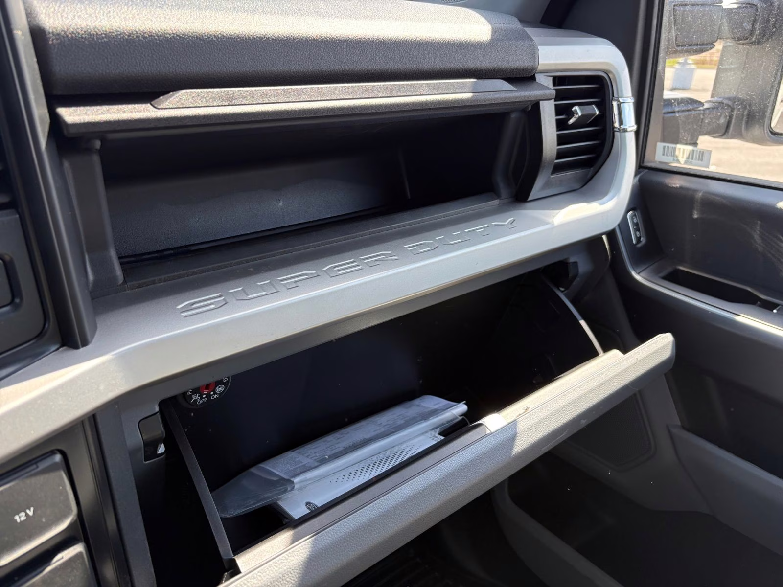 2025 Oxford White Ford Super Duty F-350 SRW XLT 4X4 Truck