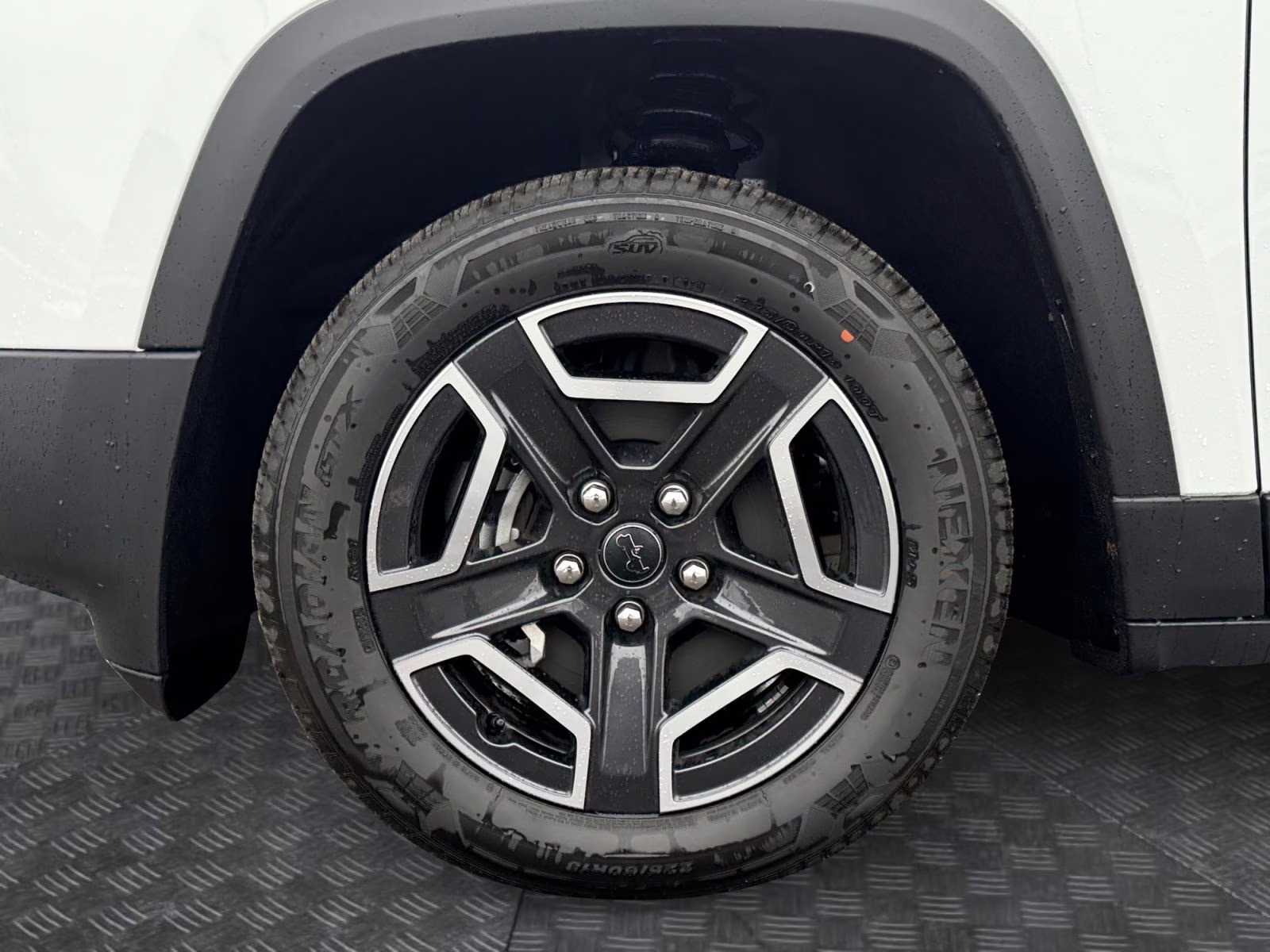 2026 Bright White Clearcoat Jeep Cherokee Laredo 4X4 SUV